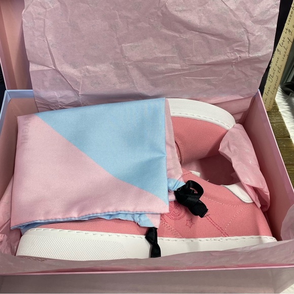 Chiara Ferragni Lace Up Sneakers - Picture 4 of 16